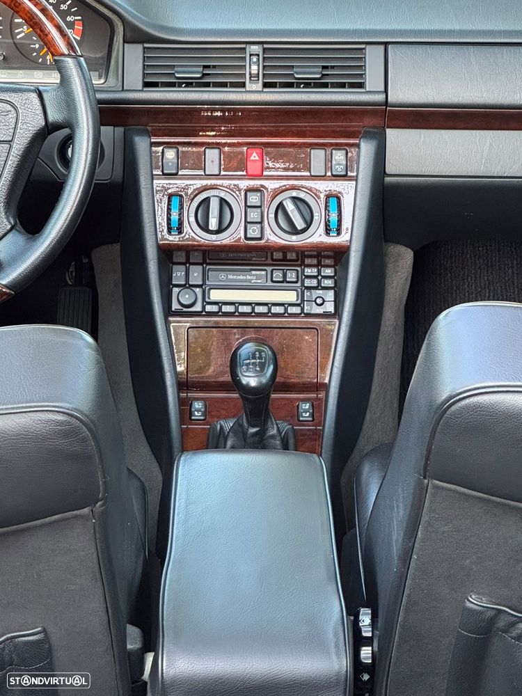 Mercedes-Benz W124 (1984-1997) - 13
