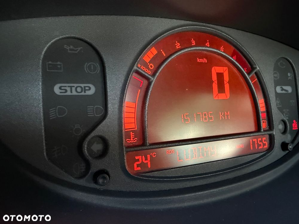 Renault Modus 1.6 16V Privilege - 11