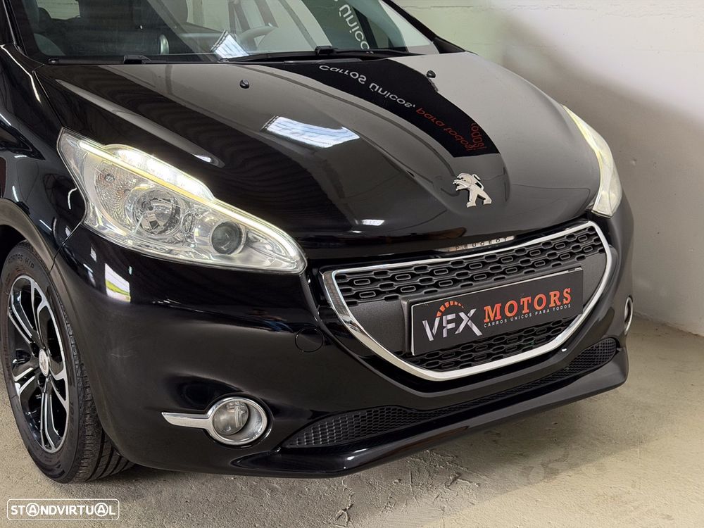 Peugeot 208 1.4 VTi Allure - 19