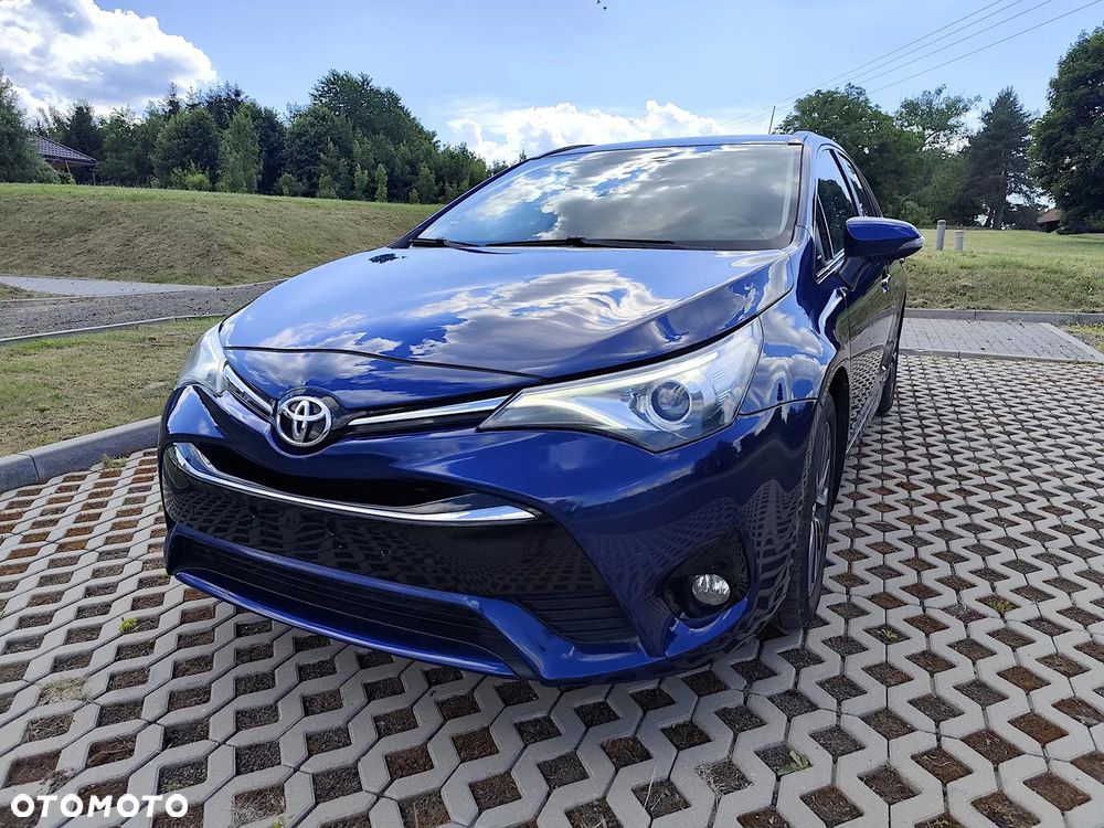 Toyota Avensis - 6