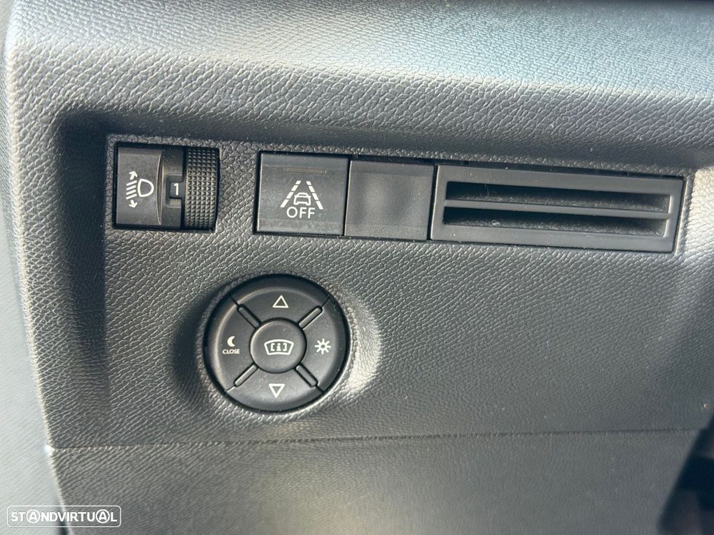 Citroën C4 1.2 PureTech Feel - 36
