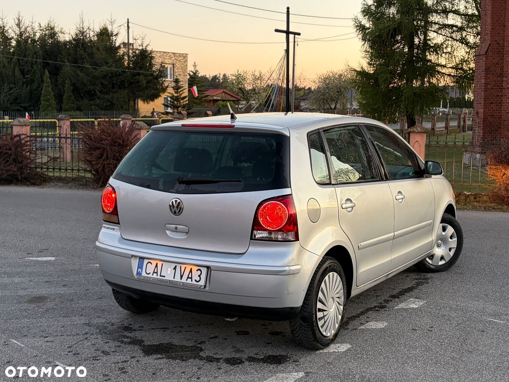 Volkswagen Polo - 8