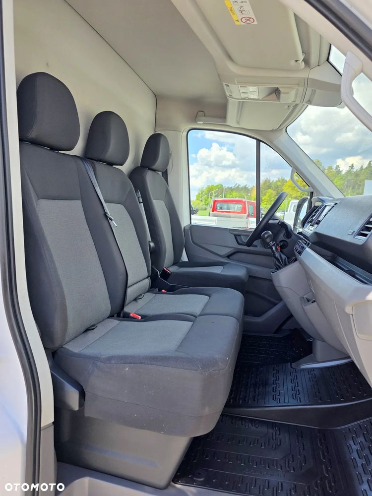 Volkswagen CRAFTER 2,0 TDI 177 KONNY ŚREDNIAK WYSOKI KLIMA WEBASTO GWARANCJA - 18