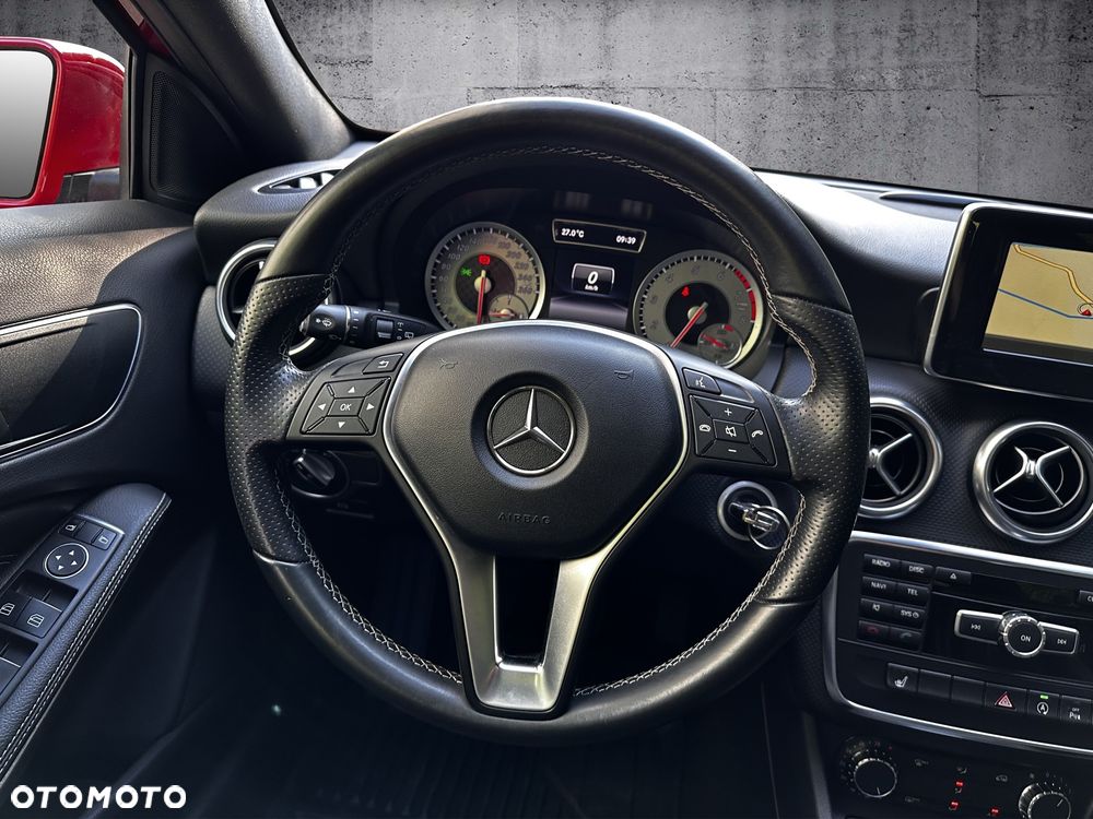 Mercedes-Benz Klasa A 180 (BlueEFFICIENCY) Urban - 21