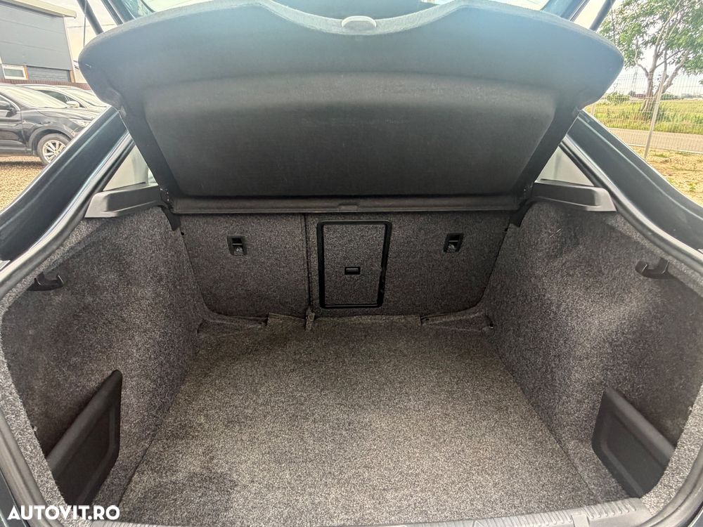 Seat Toledo 1.4 TDI S&S Style - 12