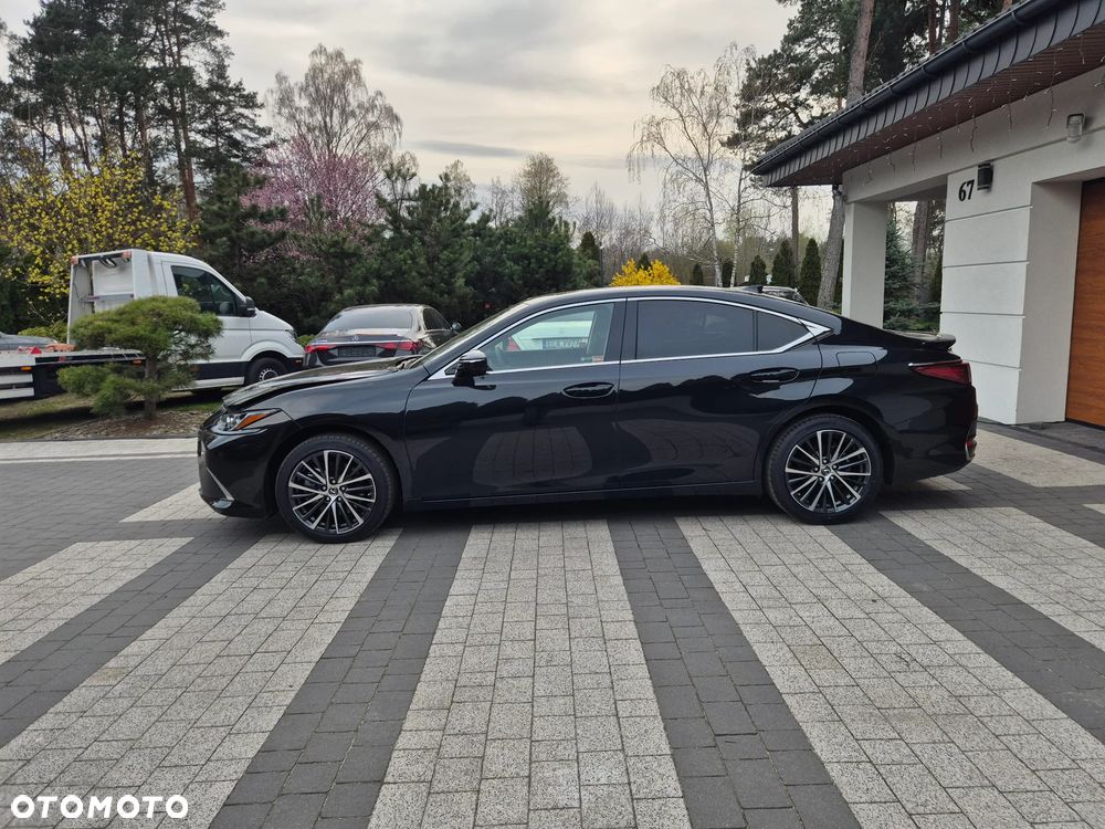 Lexus ES 300h Prestige - 15