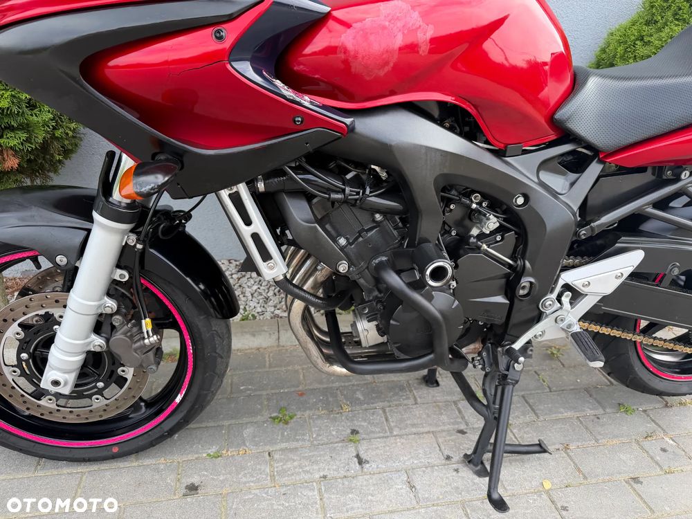 Yamaha FZ - 37