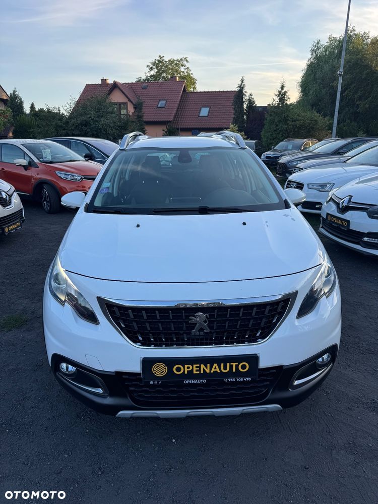 Peugeot 2008 1.2 Pure Tech GPF Allure S&S EAT6 - 3