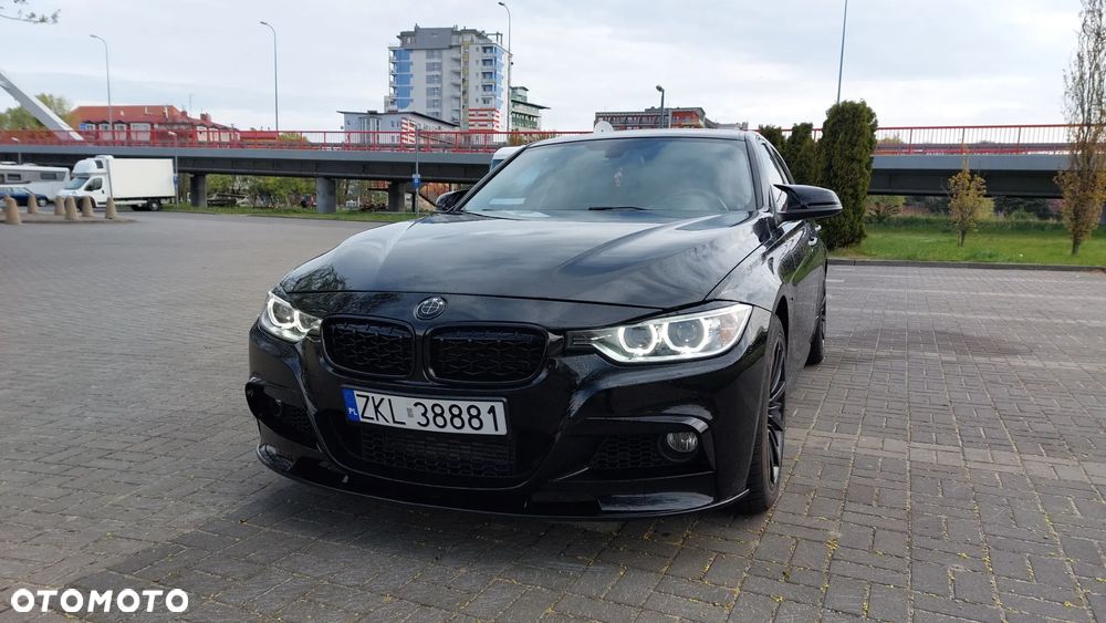 BMW Seria 3 328i xDrive Sport-Aut Luxury Line - 4