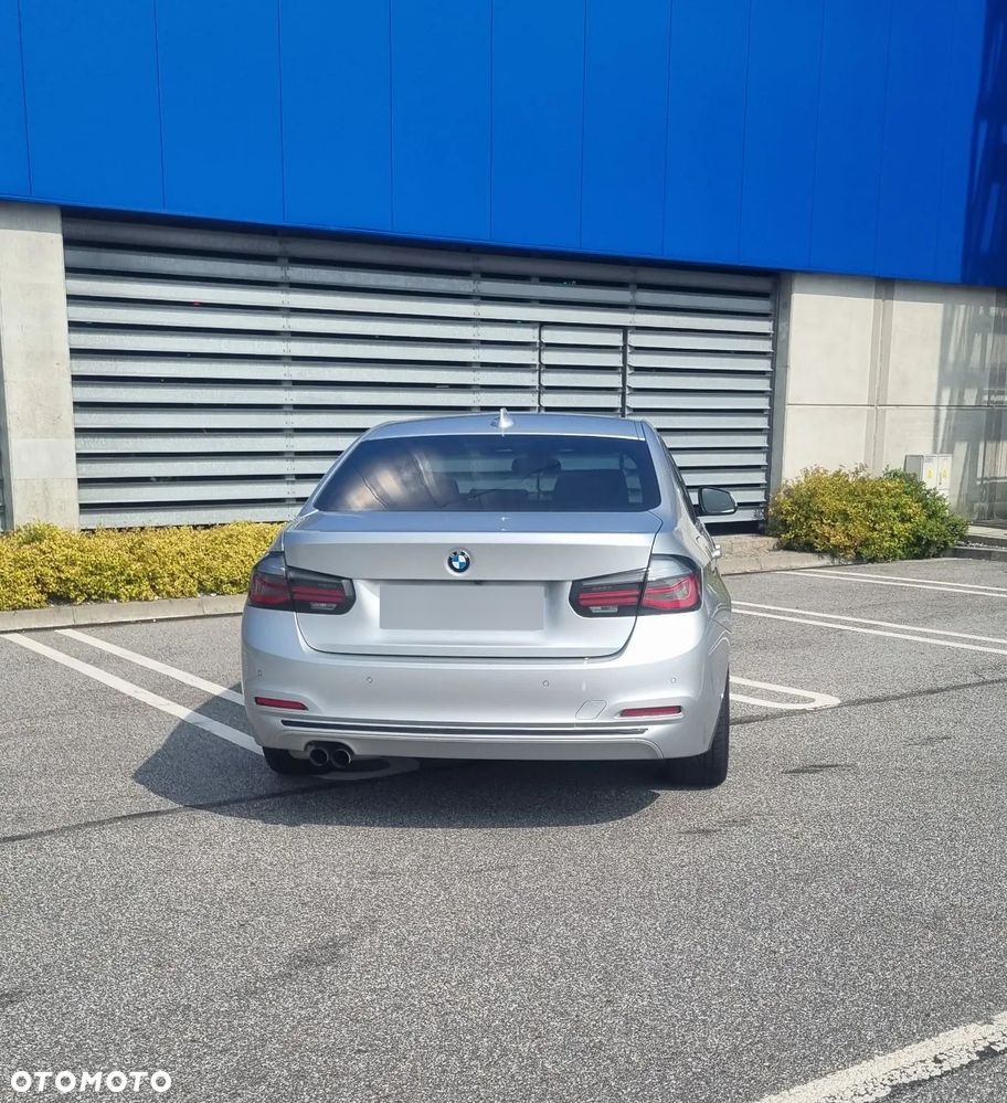 BMW Seria 3 330e iPerformance Luxury Line - 4