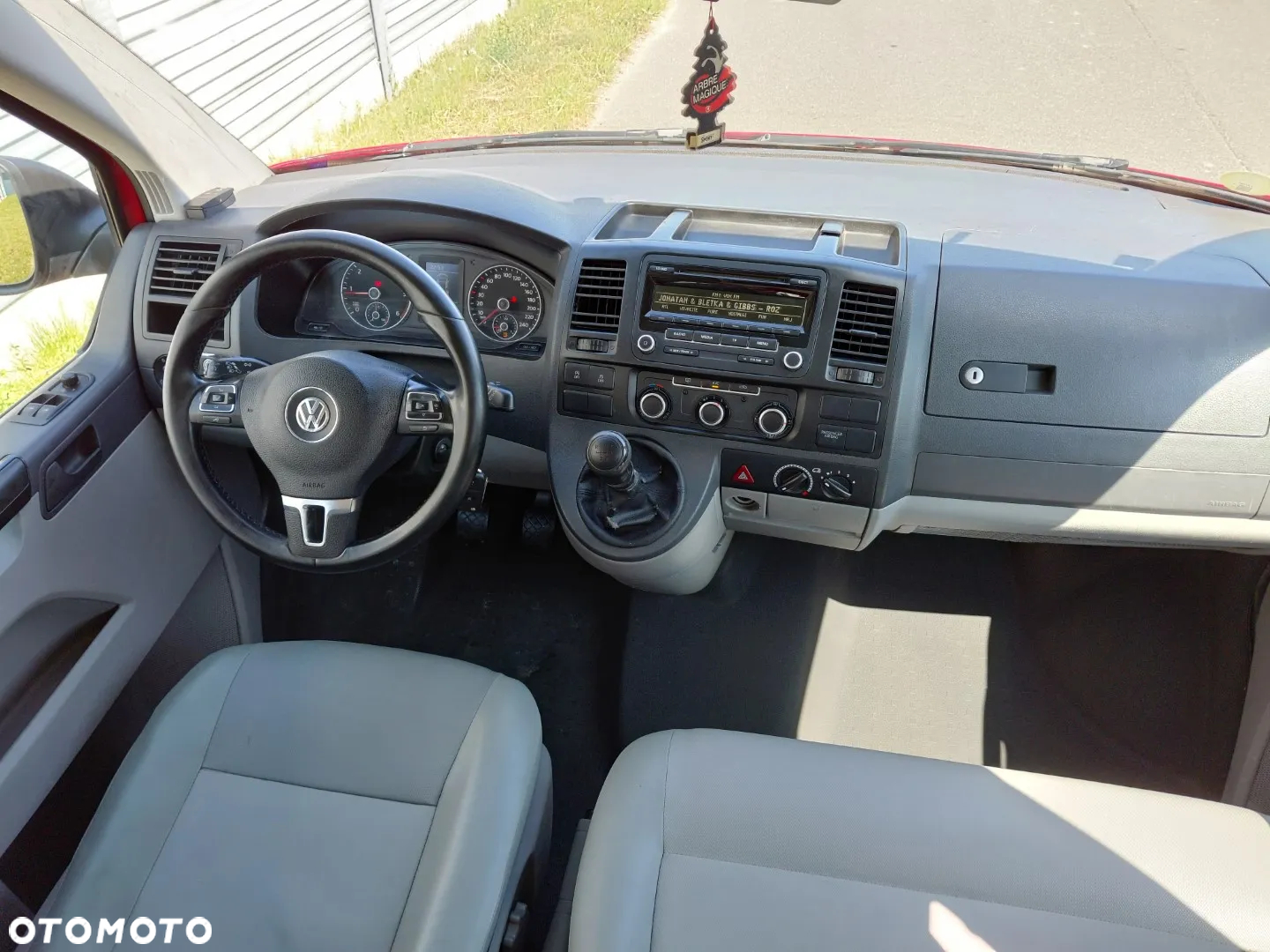 Volkswagen Transporter - 11