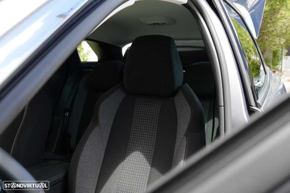 Peugeot 3008 1.2 PureTech Active - 20