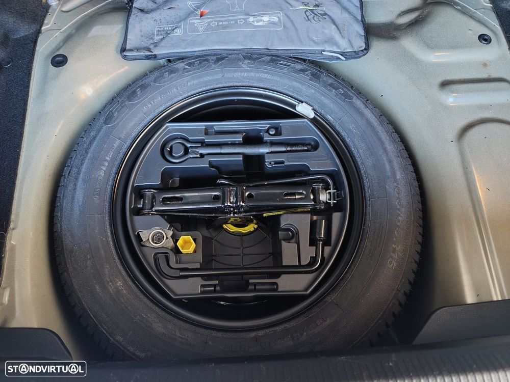 Peugeot 207 1.4 16V Active - 16