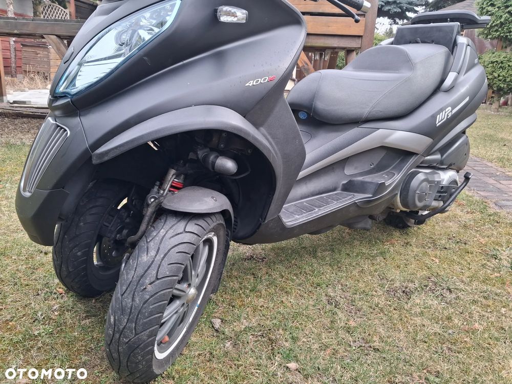 Piaggio MP-3 - 8