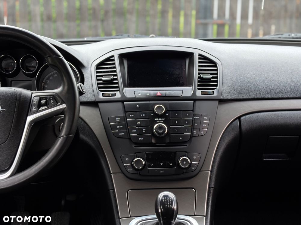 Opel Insignia 1.8 - 15