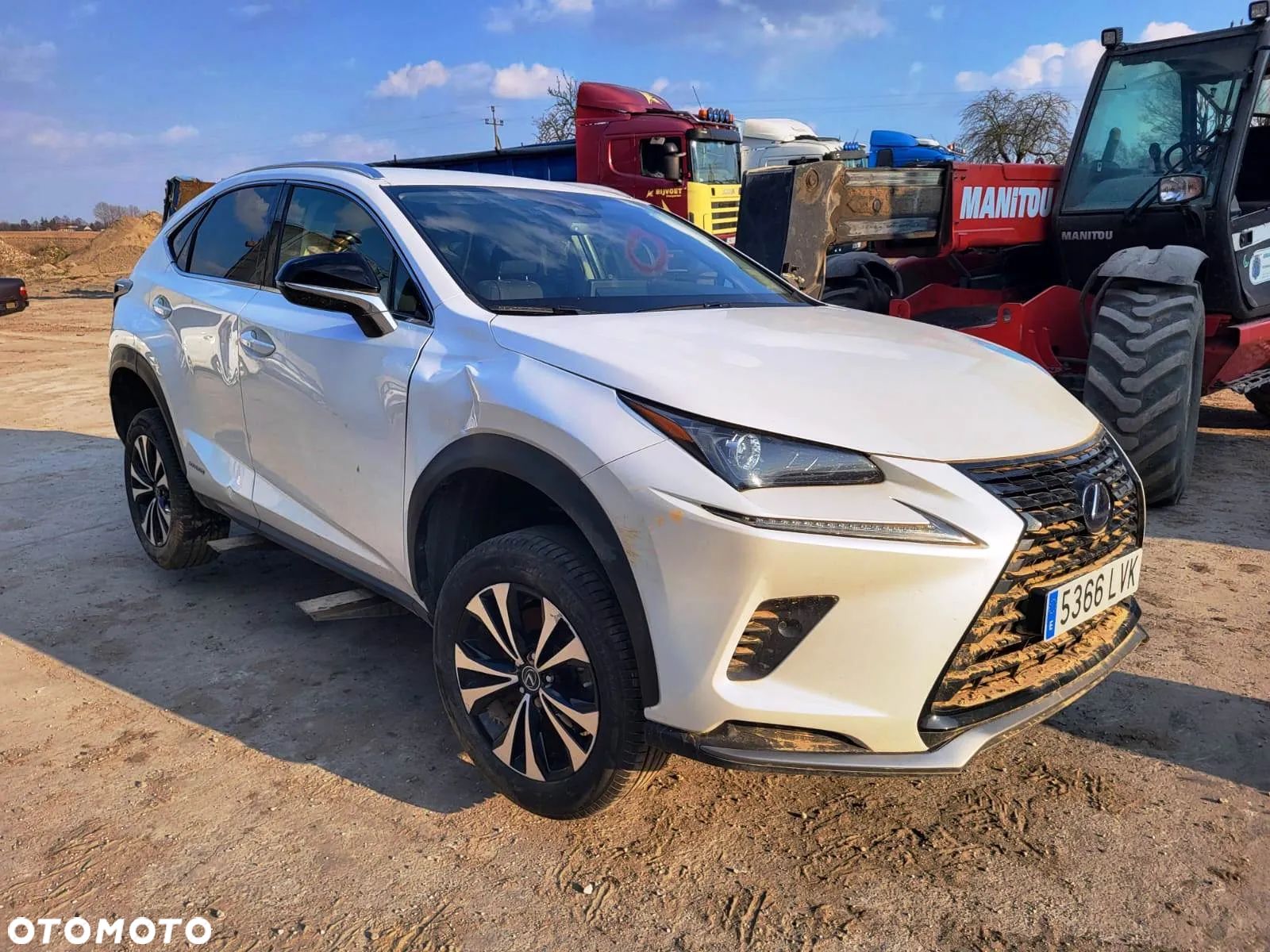 Lexus NX 300h Elegance 2WD - 1