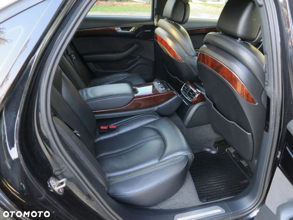 Audi A8 3.0 TDI DPF quattro tiptronic - 25