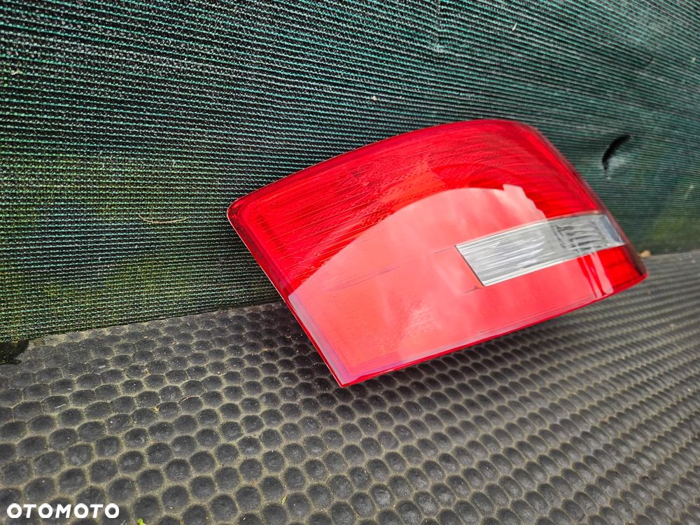 Lampa 4F5945095 Reflektor Tyl Tylna Lewa AUDI A6 C6 Sedan Przed Lift - 2