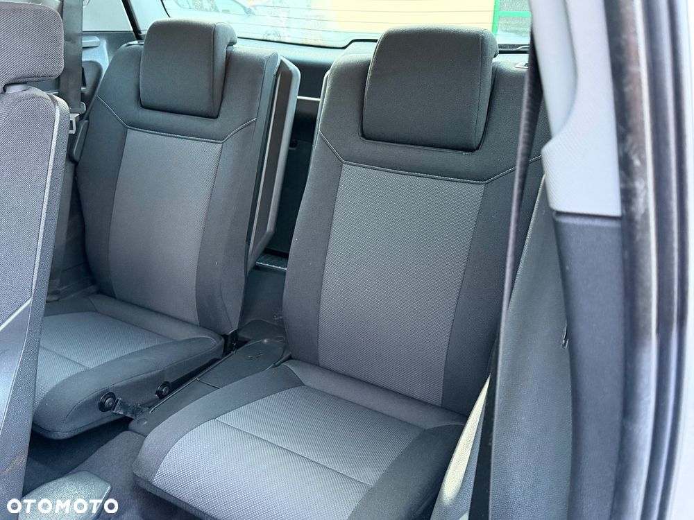Opel Zafira - 23