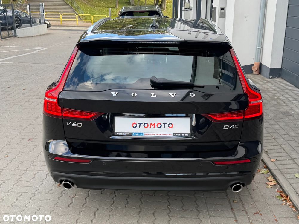 Volvo V60 D4 AWD Momentum - 22