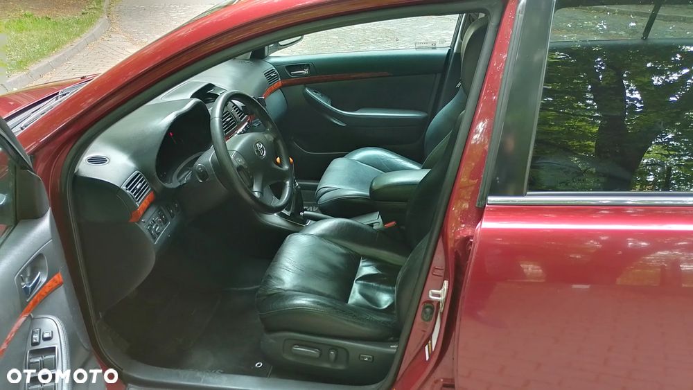 Toyota Avensis 2.0 D-4D Prestige - 5