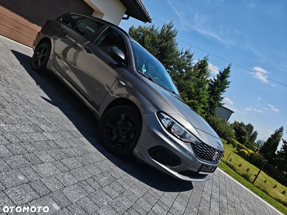 Fiat Tipo 1.4 16V More - 17