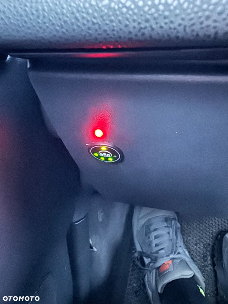 Volvo C30 T5 Momentum - 11