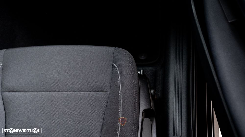 Volvo XC 40 1.5 T3 Momentum Geartronic - 36