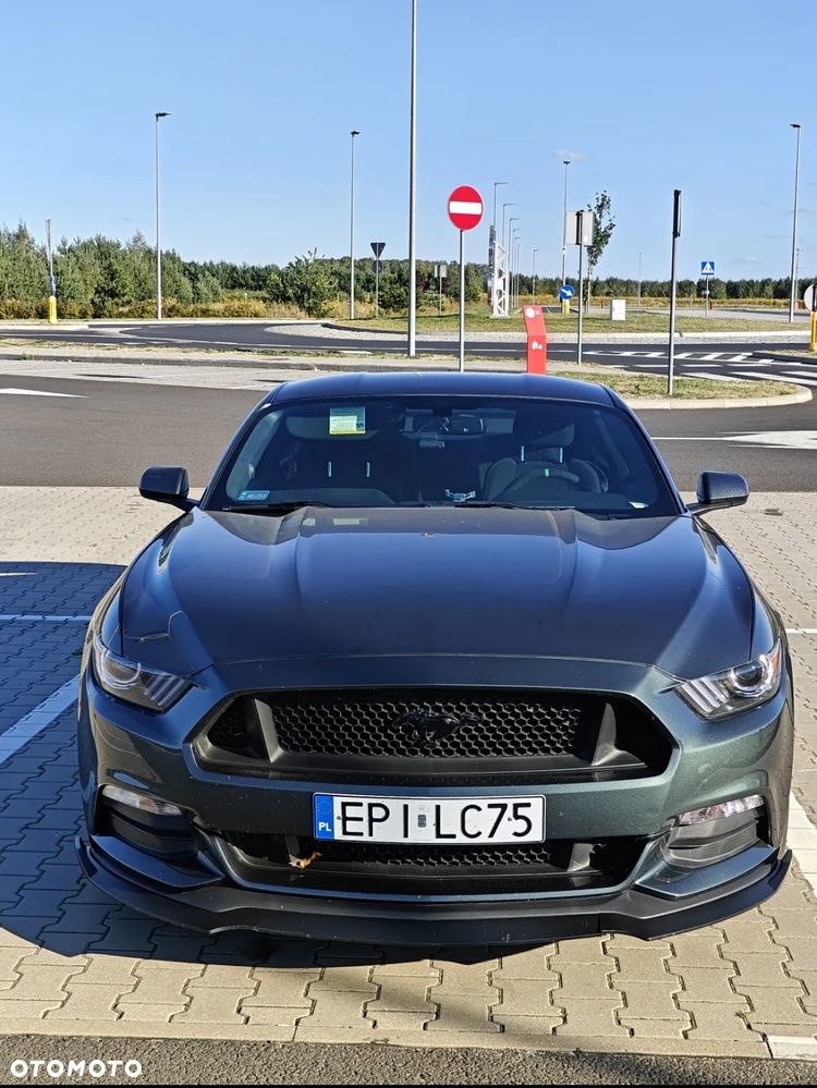 Ford Mustang - 2