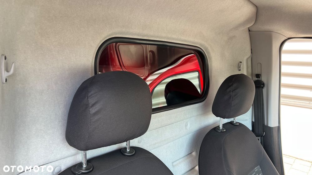 Opel Combo - 28