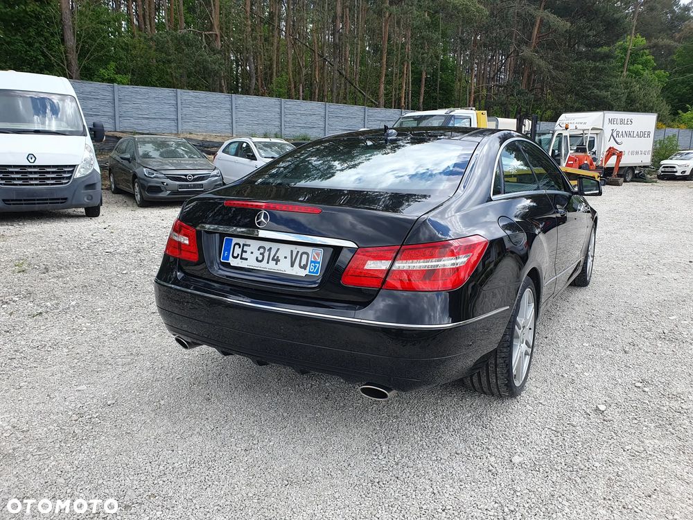 Mercedes-Benz Klasa E 350 CGI BlueEFFICIENCY 7G-TRONIC Avantgarde - 14