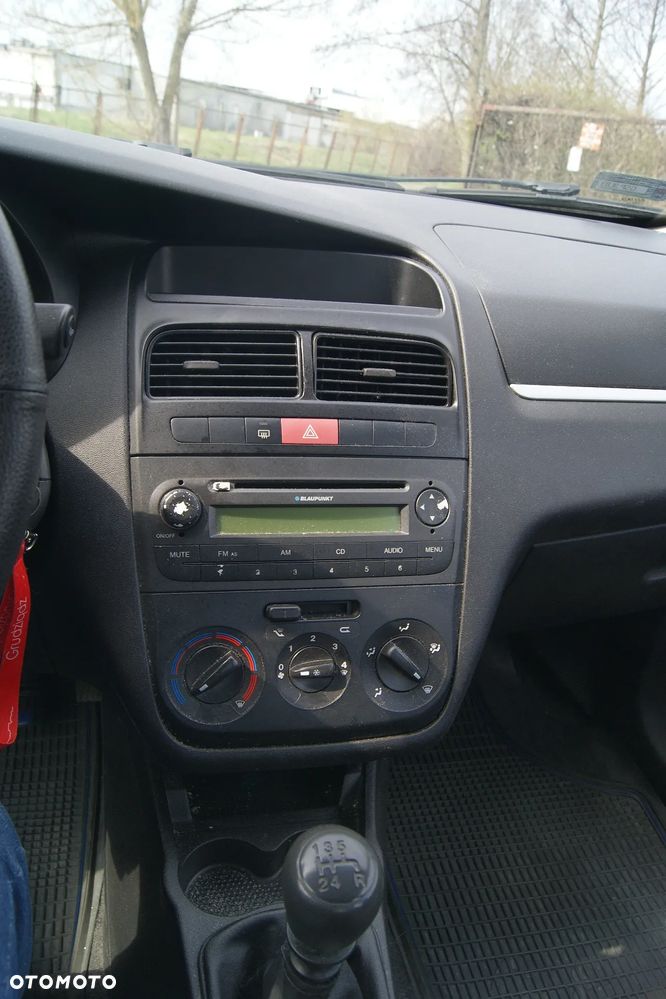 Fiat Linea 1.4 Active - 10