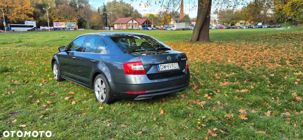 Skoda Octavia 1.4 TSI Ambition - 4