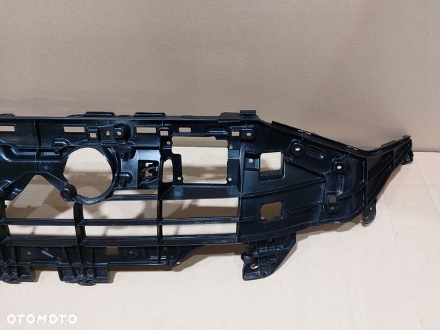 AUDI A6 C8 E-TRON 4KE WZMOCNIENIE ATRAPY GRILL - 3