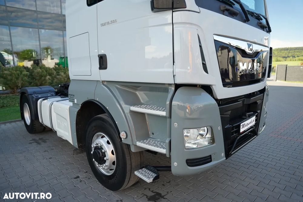 MAN TGX 18.500 / 4x4 / HIDRAULICĂ / HIDROPILARE / CABINĂ JOSĂ / EURO 6 / NAVIGAȚIE / - 11