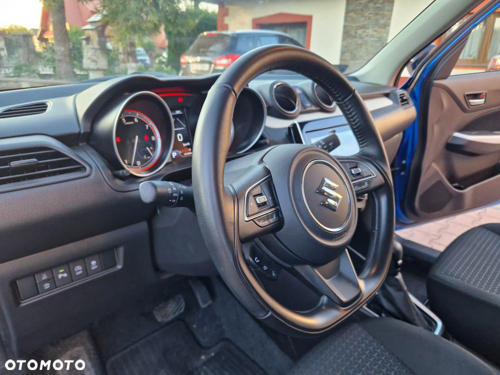 Suzuki Swift 1.2 Dualjet SHVS Premium Plus CVT - 19