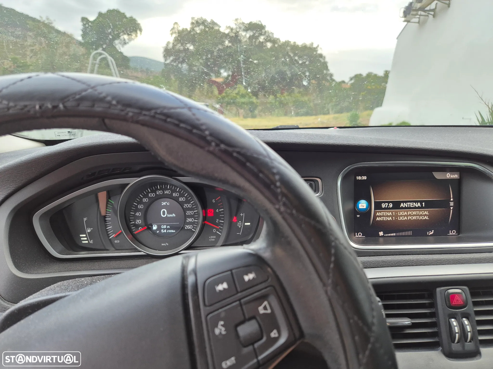 Volvo V40 2.0 D2 Momentum - 6