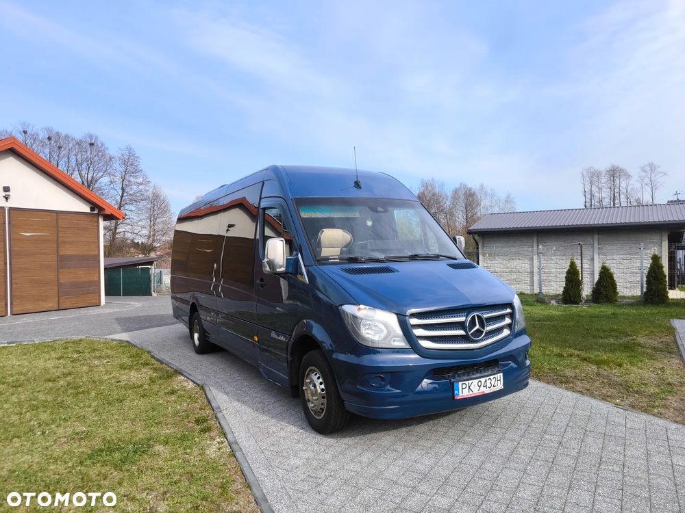 Mercedes-Benz Sprinter - 2
