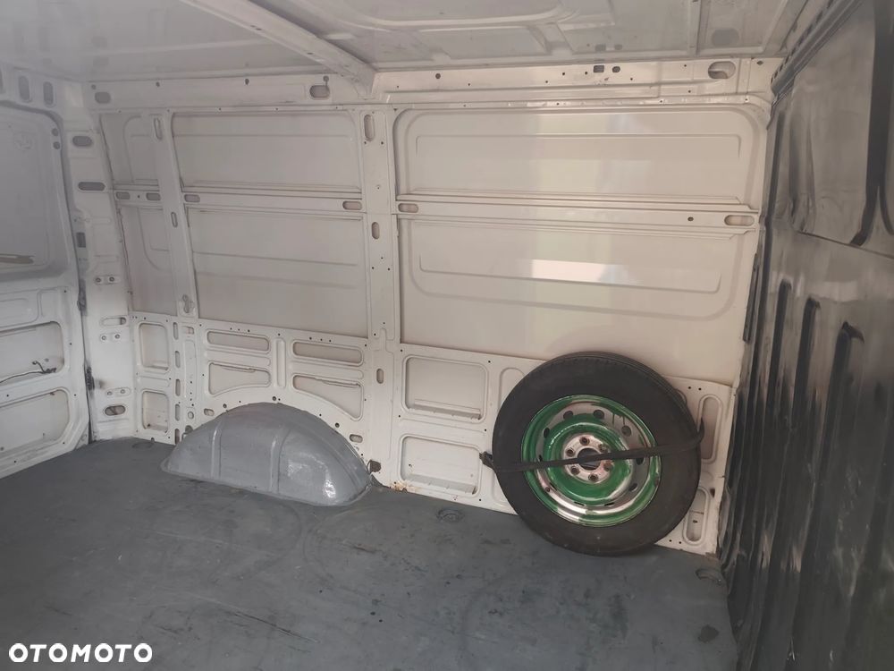Iveco Daily 35S11V - 10