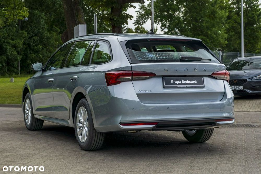 Skoda Octavia - 10