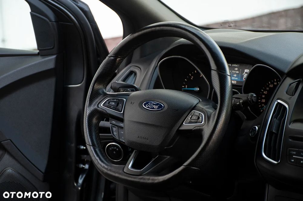 Ford Focus 2.0 TDCi ST-2 PowerShift - 31