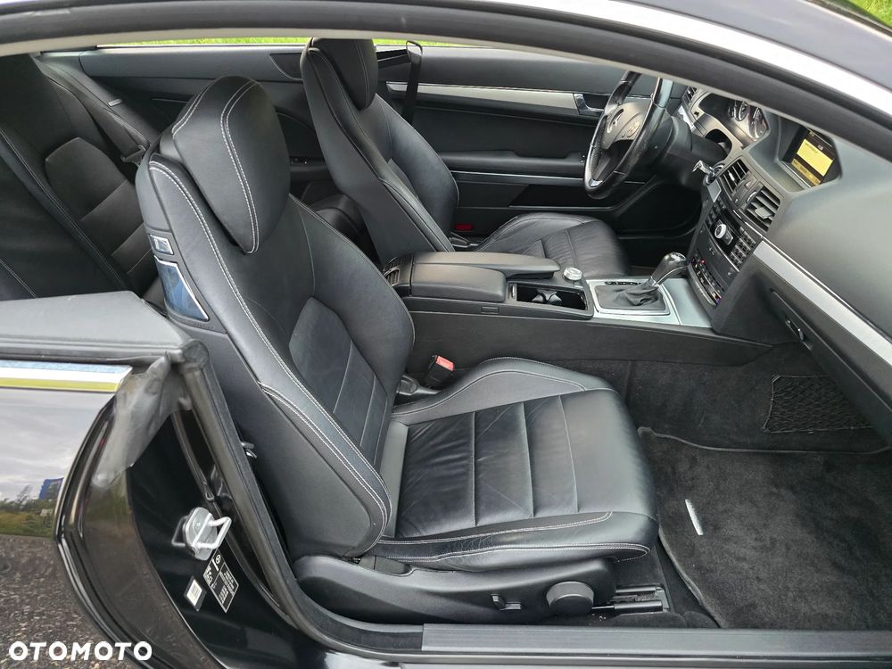 Mercedes-Benz Klasa E 350 7G-TRONIC - 13