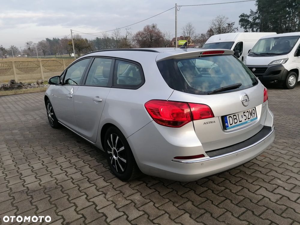 Opel Astra 1.7 CDTI DPF ecoFLEX TourerStart/Stop 105g Selection - 4