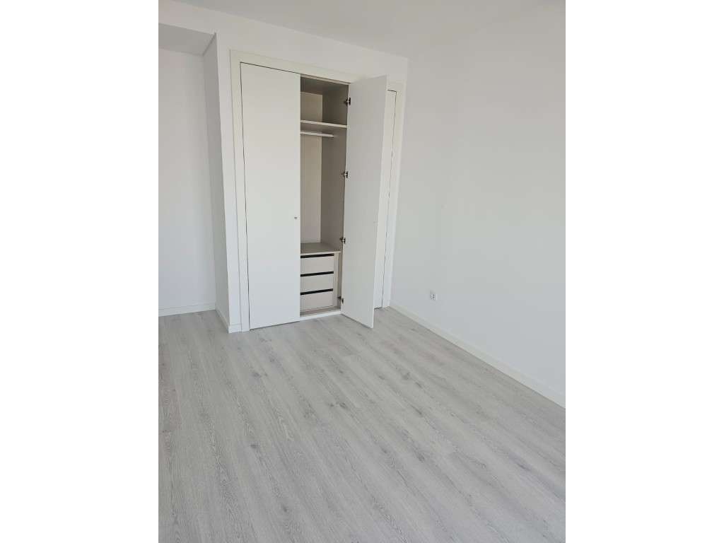 Apartamento T3 Duplex em Construção | Zona Premium de Vale de Milhaços - Grande imagem: 4/15