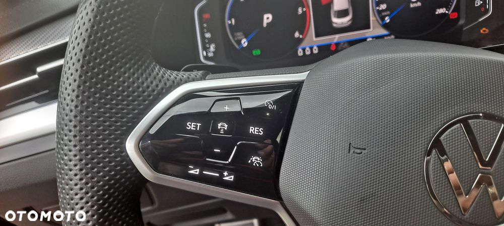 Volkswagen Arteon 2.0 TDI R-Line DSG - 12