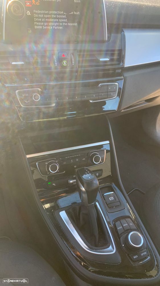 BMW 216 Active Tourer d Auto - 10