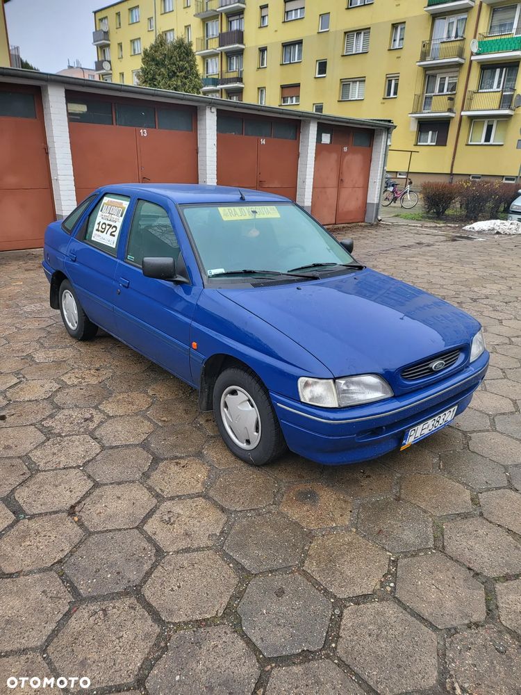 Ford Escort - 1
