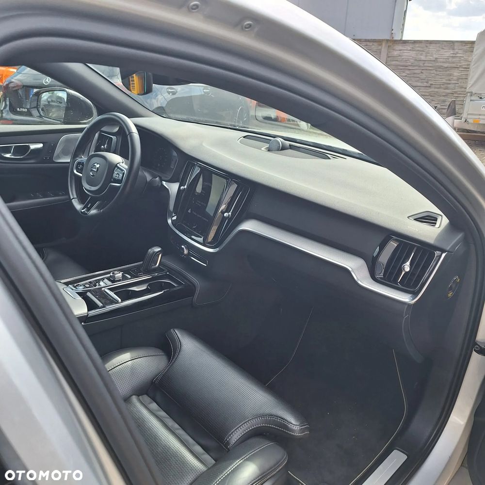 Volvo S60 - 2