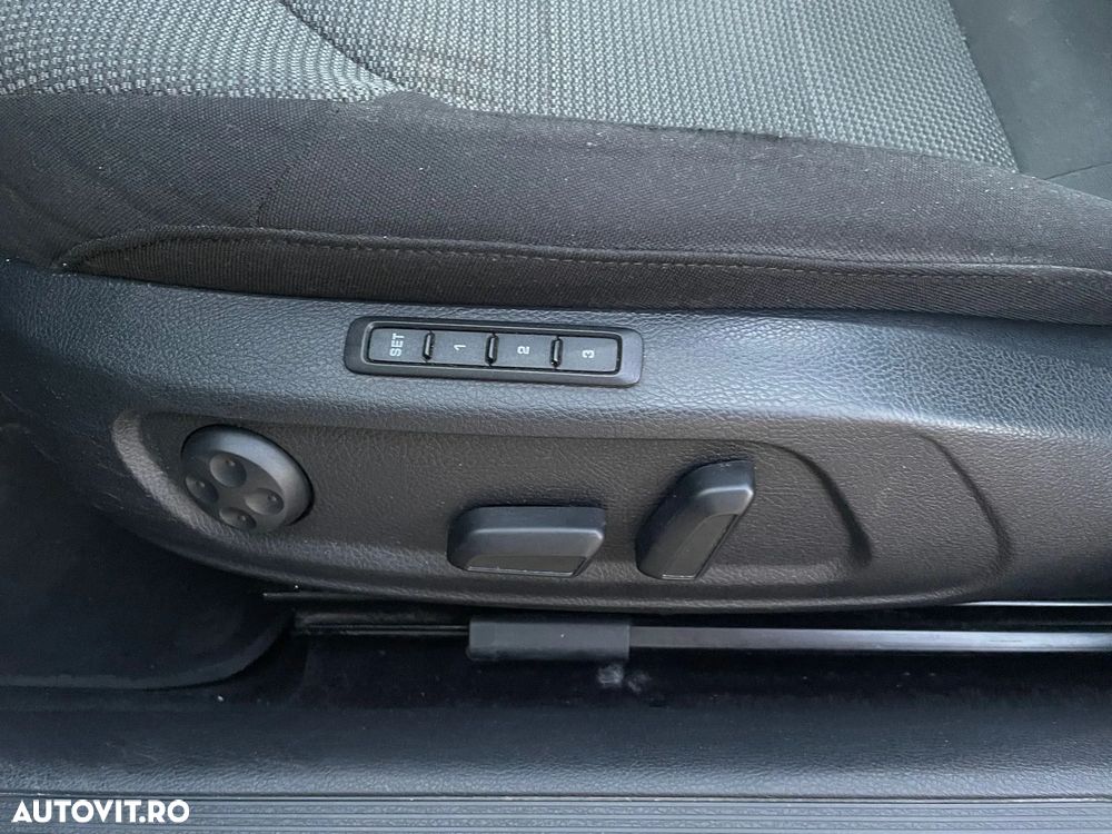 Volkswagen Passat 2.0 TDI DSG BlueMotion Technology Highline - 8