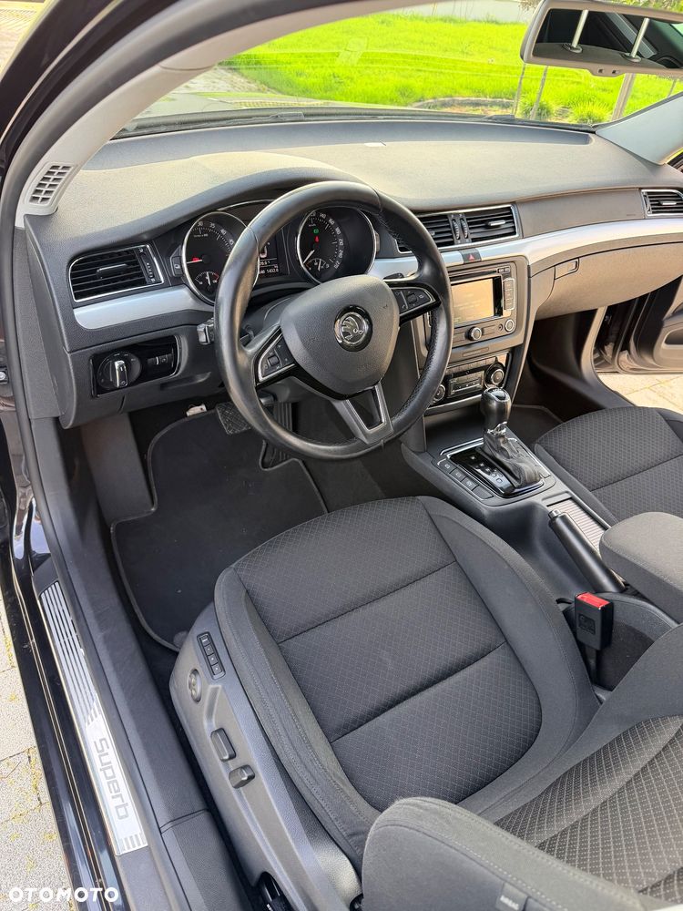 Skoda Superb 2.0 TDI Business DSG - 5